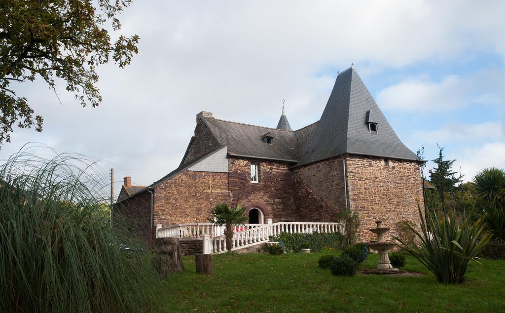Manoir La Haie Chapeau Saint-Thurial Luaran gambar